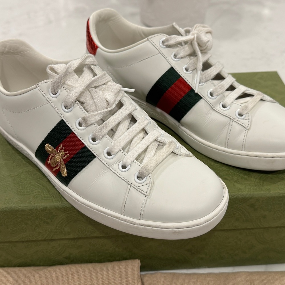 *SOLD*Gucci Ace Sneakers with bee